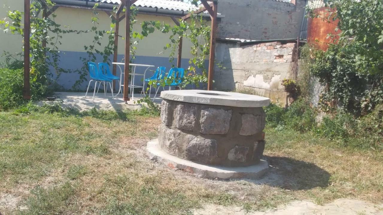 מלון Gyöngyös Oncsa Vendeghaz מראה חיצוני תמונה